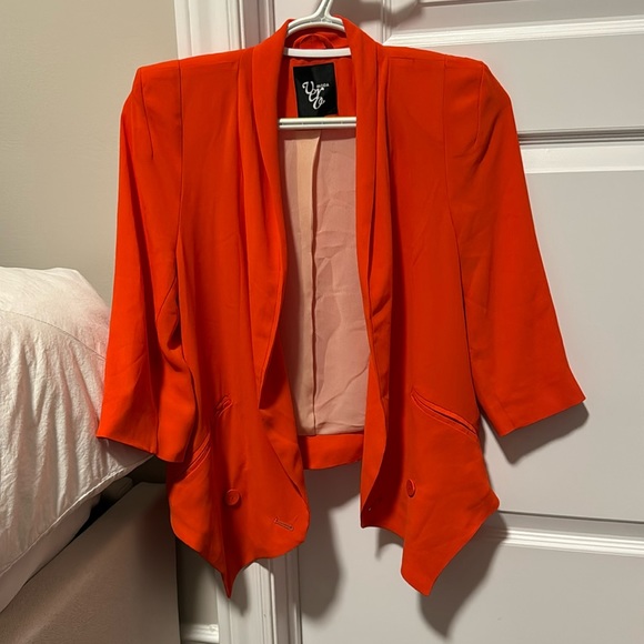 Vero Moda Flowy Orange Blazer - Picture 1 of 3